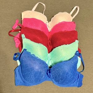 5 pack Bra size 40 D NWOT
